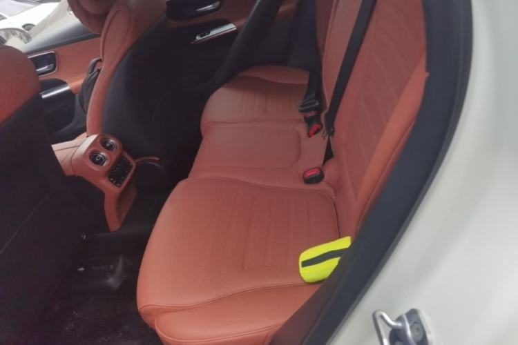 Used Mercedes-Benz GLC 2023 GLC 260 L 4MATIC Luxury Model 5 Seats Left Rear Seat