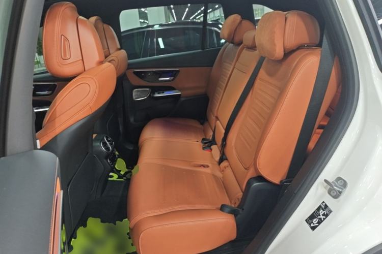 Used Mercedes-Benz GLC 2023 GLC 260 L 4MATIC Dynamic Edition 7-seater Left Rear Seat