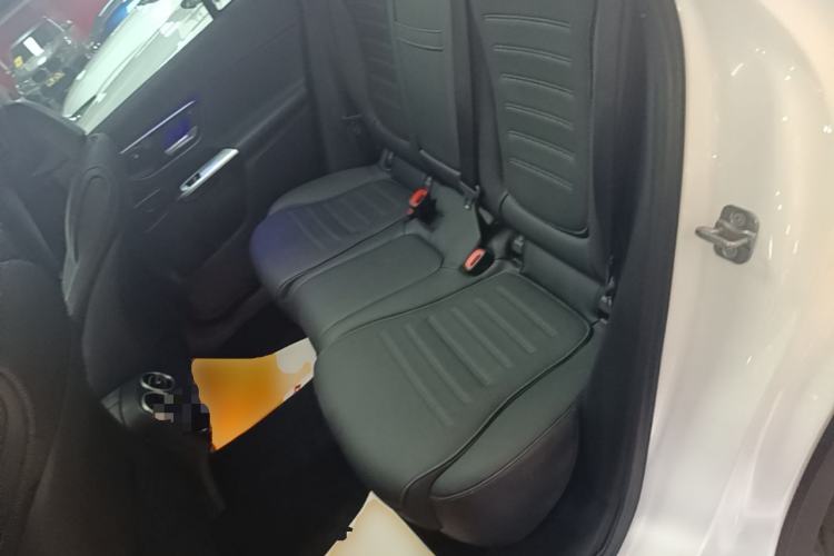 Used Mercedes-Benz GLC 2023 Facelift GLC 260 L 4MATIC Dynamic Version 5 Seats Left Rear Seat