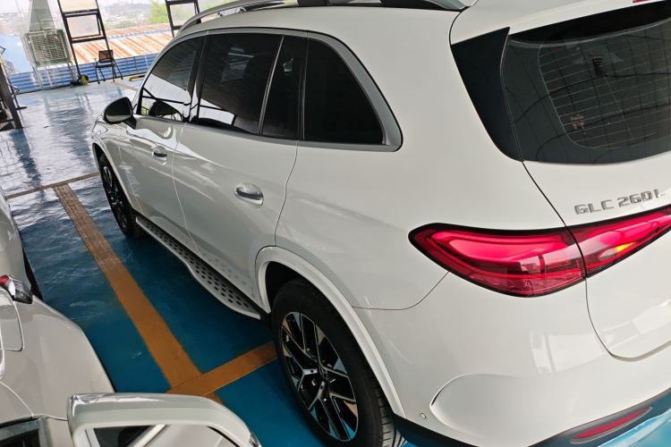 Used Mercedes-Benz GLC 2023 GLC 260 L 4MATIC Luxury 7-Seater Left Side