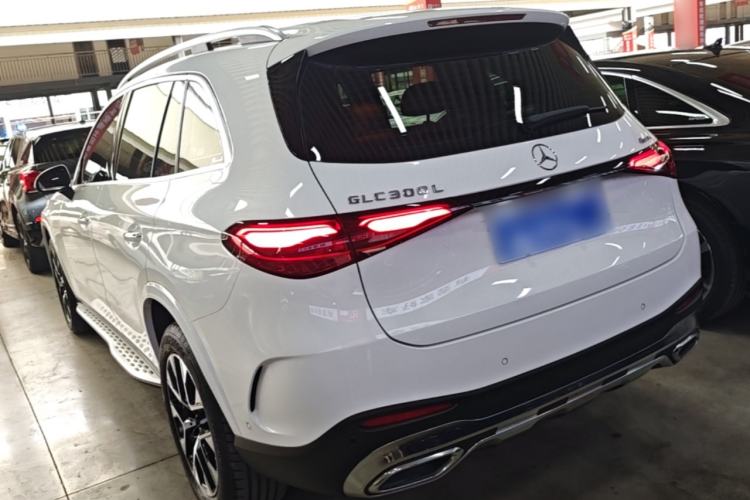 Used Mercedes-Benz GLC 2023 Facelift GLC 260 L 4MATIC Luxury Version 7-Seater Rear Left 45 Deg