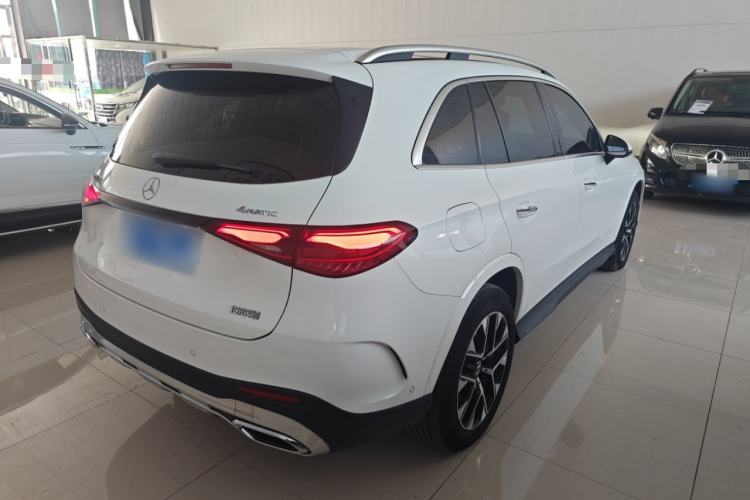 Used Mercedes-Benz GLC 2023 GLC 260 L 4MATIC Luxury Model 5 Seats Rear Right 45 Deg