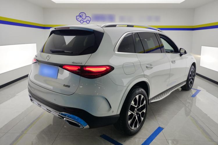Used Mercedes-Benz GLC 2023 GLC 260 L 4MATIC Luxury 7-Seater Rear Right 45 Deg