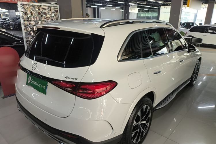 Used Mercedes-Benz GLC 2023 GLC 260 L 4MATIC Luxury Model 5 Seats Rear Right 45 Deg