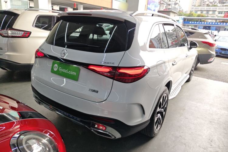 Used Mercedes-Benz GLC 2023 Facelift GLC 260 L 4MATIC Luxury Version 5 Seats Rear Right 45 Deg