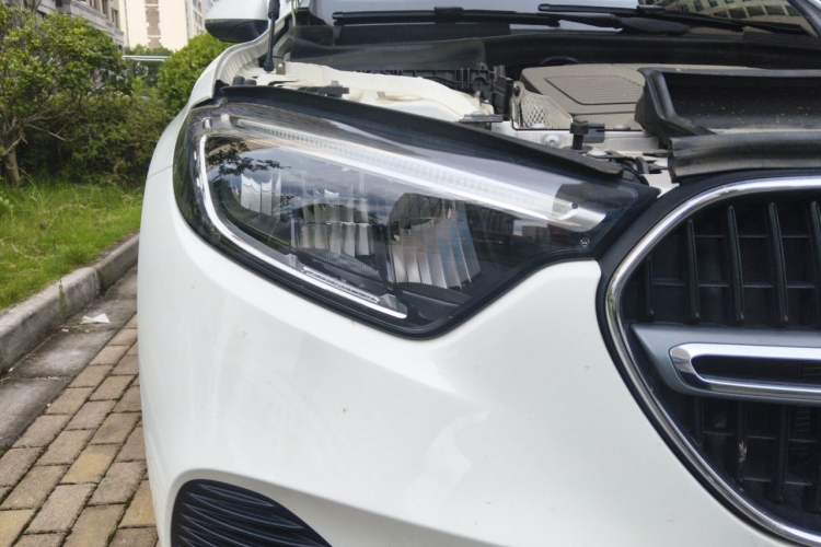 Used Mercedes-Benz GLC 2023 GLC 260 L 4MATIC Dynamic Edition 7-seater Right Front Headlight