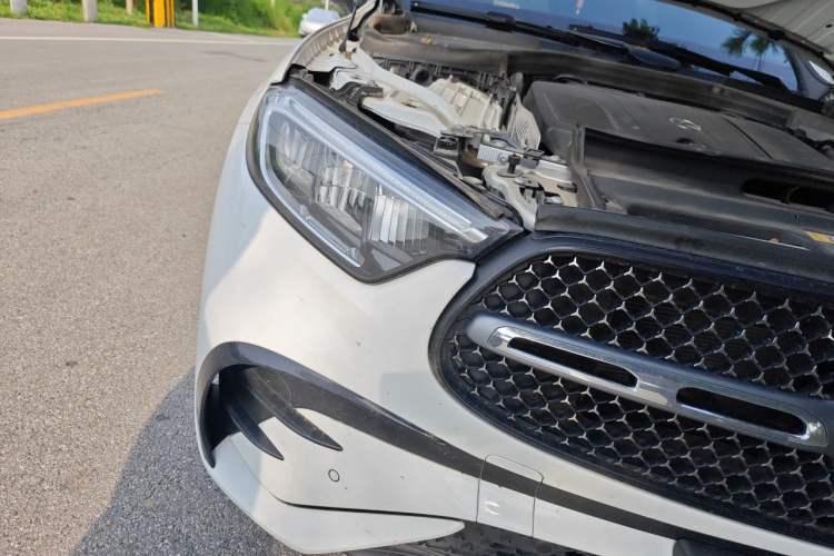 Used Mercedes-Benz GLC 2023 Refreshed GLC 300 L 4MATIC Dynamic Version 7-Seater Right Front Headlight
