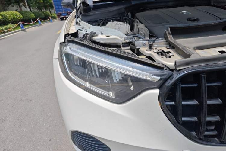 Used Mercedes-Benz GLC 2023 GLC 260 L 4MATIC Dynamic Edition 5-seater Right Front Headlight