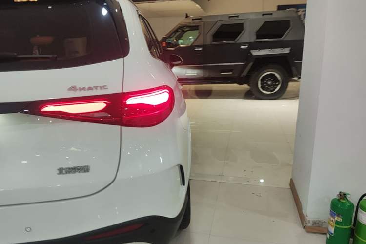 Used Mercedes-Benz GLC 2023 GLC 260 L 4MATIC Luxury 7-Seater Right Rear Taillight