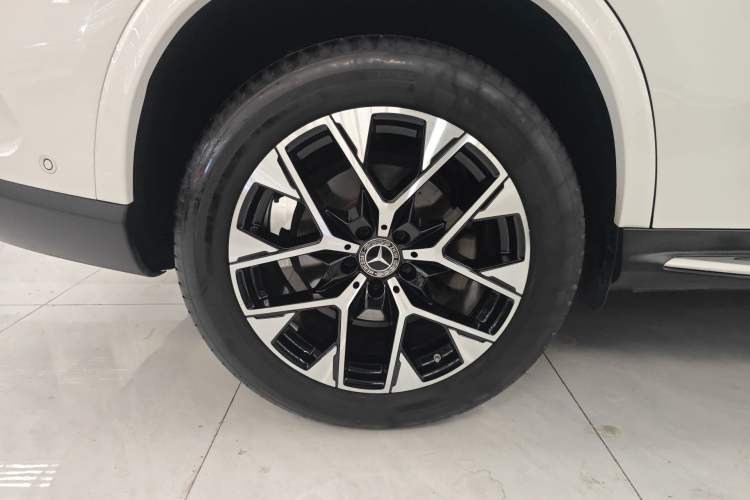 Used Mercedes-Benz GLC 2023 GLC 260 L 4MATIC Luxury Model 5 Seats Right Rear Wheel Hub