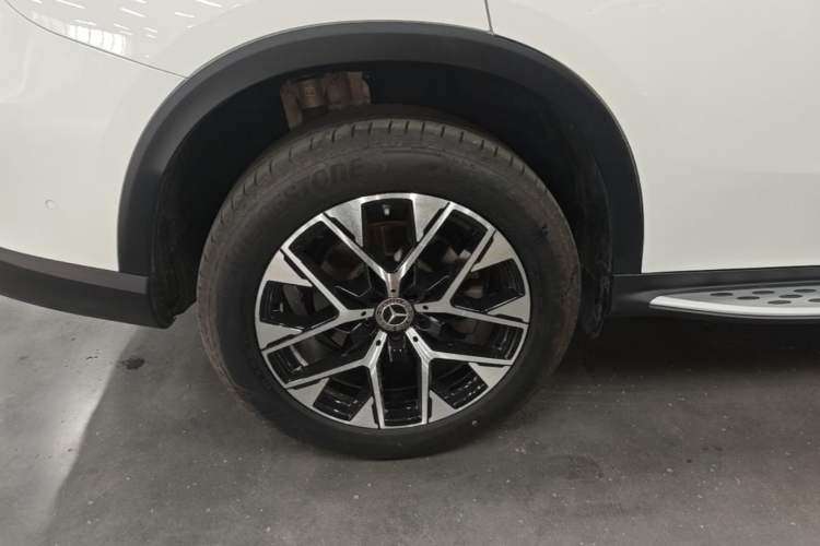 Used Mercedes-Benz GLC 2023 GLC 260 L 4MATIC Dynamic Edition 7-seater Right Rear Wheel Hub