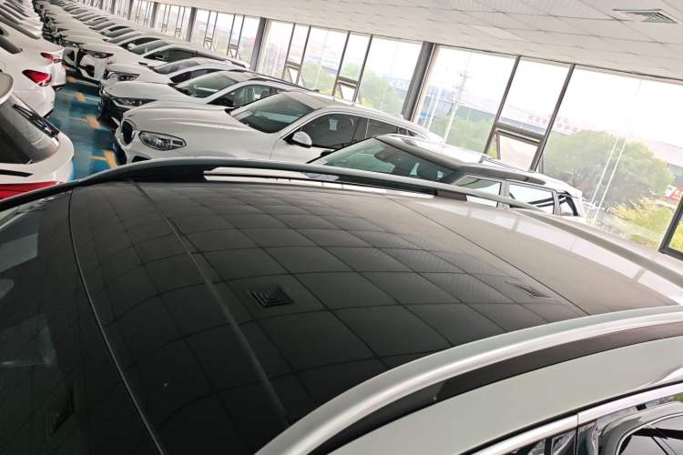 Used Mercedes-Benz GLC 2023 GLC 260 L 4MATIC Luxury 7-Seater Roof