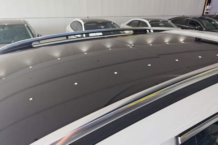 Used Mercedes-Benz GLC 2023 GLC 300 L 4MATIC Dynamic Edition 5-seater Roof