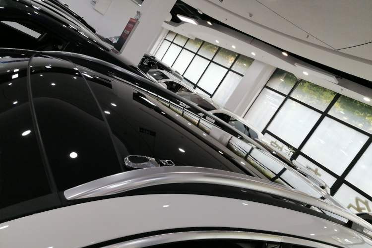 Used Mercedes-Benz GLC 2023 Facelift GLC 260 L 4MATIC Dynamic Version 5 Seats Roof