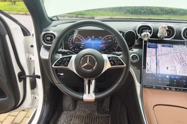 Used Mercedes-Benz GLC 2023 GLC 260 L 4MATIC Dynamic Edition 7-seater Steering Wheel