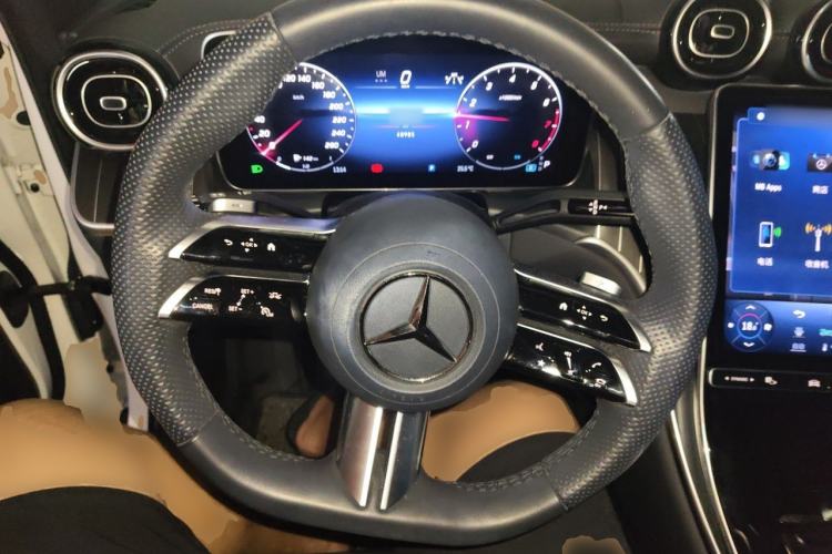 Used Mercedes-Benz GLC 2023 GLC 300 L 4MATIC Dynamic Edition 5-seater Steering Wheel