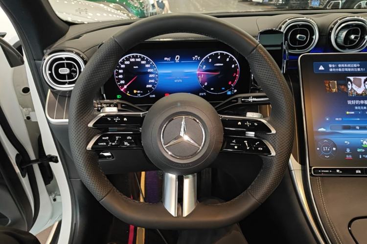 Used Mercedes-Benz GLC 2023 Refreshed GLC 300 L 4MATIC Dynamic Edition 5 Seats Steering Wheel