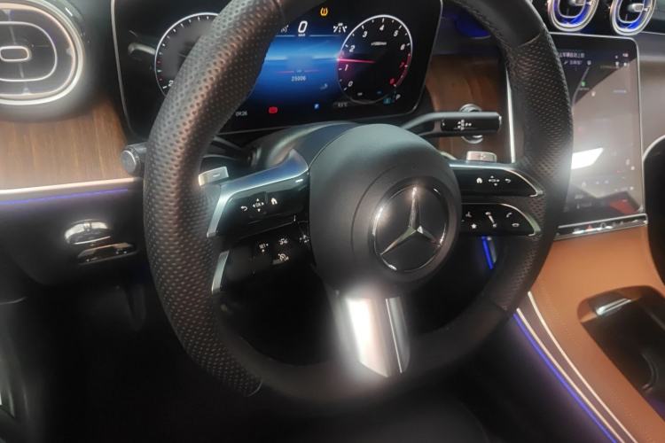 Used Mercedes-Benz GLC 2023 GLC 300 L 4MATIC Dynamic 7-Seater Steering Wheel