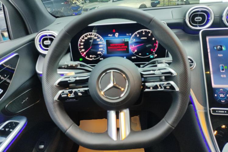 Used Mercedes-Benz GLC 2023 GLC 260 L 4MATIC Luxury 7-Seater Steering Wheel