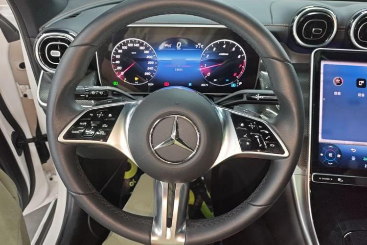 Used Mercedes-Benz GLC 2023 GLC 260 L 4MATIC Dynamic Edition 7-seater Steering Wheel