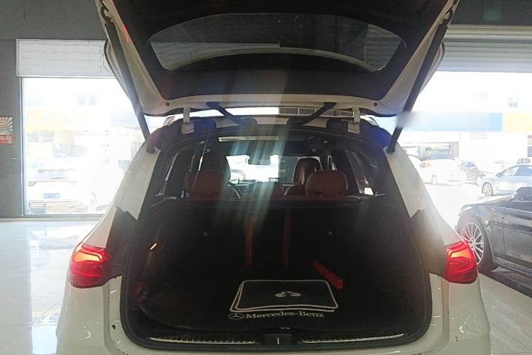 Used Mercedes-Benz GLC 2023 GLC 300 L 4MATIC Dynamic Edition 5-seater Trunk