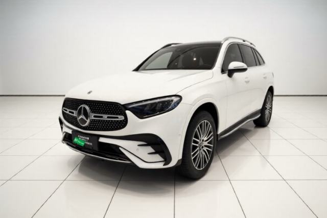 Ojetý Mercedes-Benz GLC 2023 Refreshed GLC 300 L 4MATIC Dynamic Edition 5 Seats