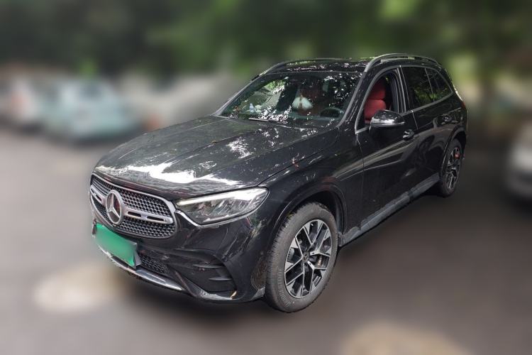 Mercedes-Benz GLC 2024 GLC 260 L 4MATIC Luxury Model 5 Seats