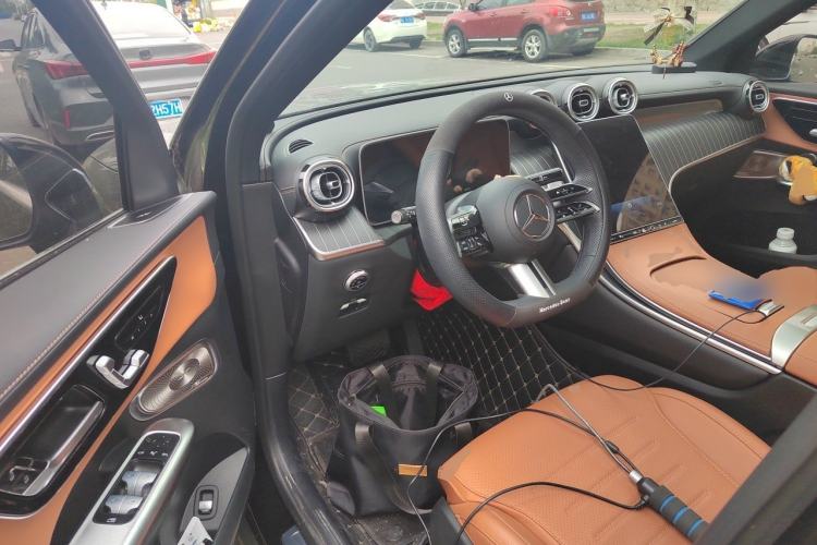 Used Mercedes-Benz GLC 2024 GLC 300 L 4MATIC Dynamic Edition 5-seater Driver Seat