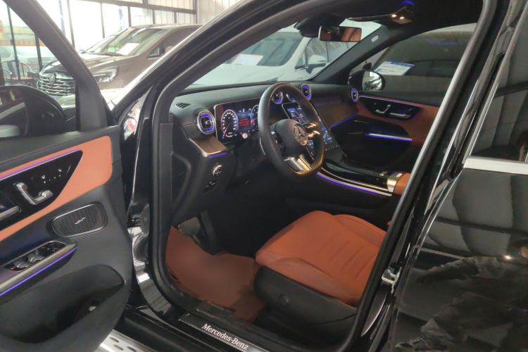 Used Mercedes-Benz GLC 2024 GLC 300 L 4MATIC Dynamic Edition 5-seater Driver Seat
