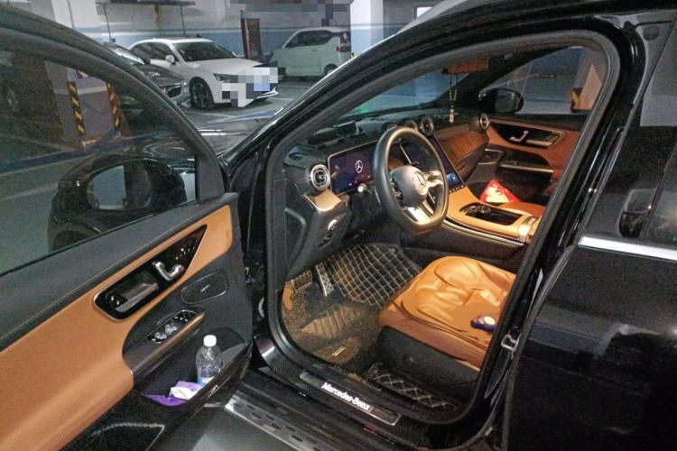 Used Mercedes-Benz GLC 2024 GLC 300 L 4MATIC Dynamic Edition 5-seater Driver Seat