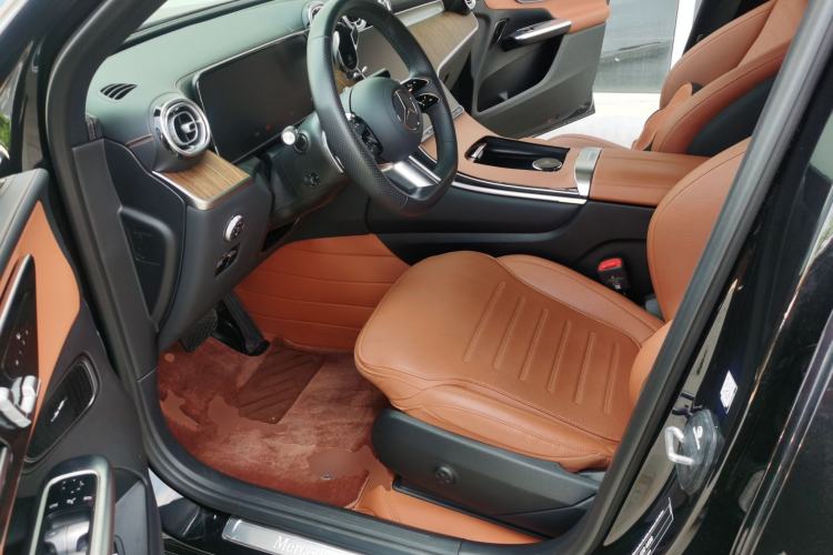 Used Mercedes-Benz GLC 2024 GLC 300 L 4MATIC Dynamic Edition 5-seater Driver Seat
