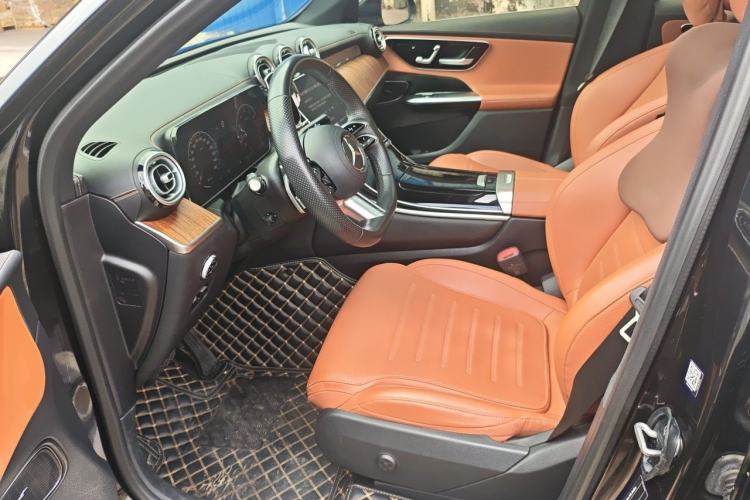 Used Mercedes-Benz GLC 2024 GLC 300 L 4MATIC Dynamic Edition 5-seater Driver Seat