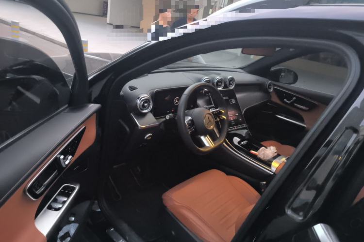 Used Mercedes-Benz GLC 2024 GLC 260 L 4MATIC Luxury Model 5 Seats Driver Seat