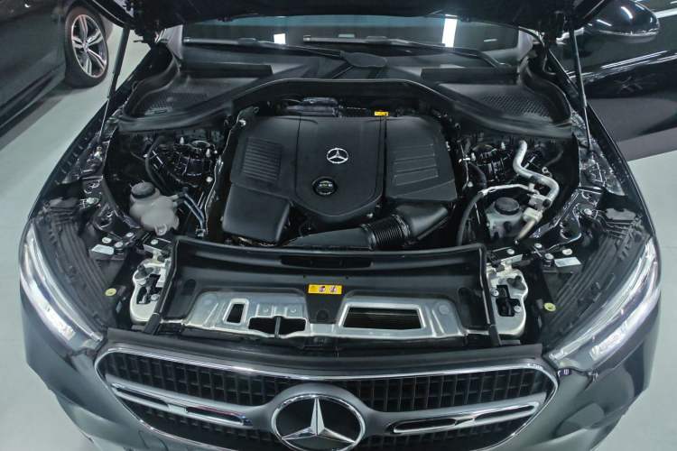 Used Mercedes-Benz GLC 2024 GLC 260 L 4MATIC Dynamic Edition 5-seater Engine Bay