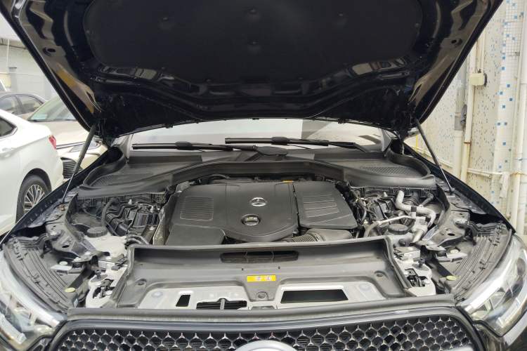 Used Mercedes-Benz GLC 2024 Refreshed GLC 300 L 4MATIC Dynamic Version 5 Seats Engine Bay