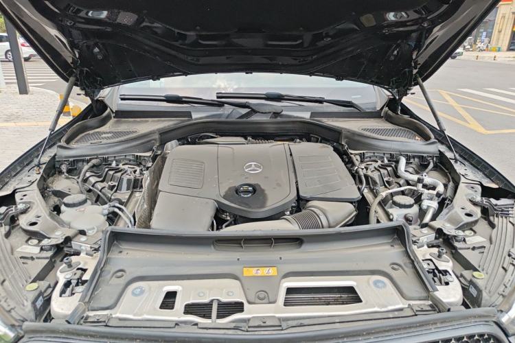 Used Mercedes-Benz GLC 2024 GLC 260 L 4MATIC Dynamic Edition 5-seater Engine Bay