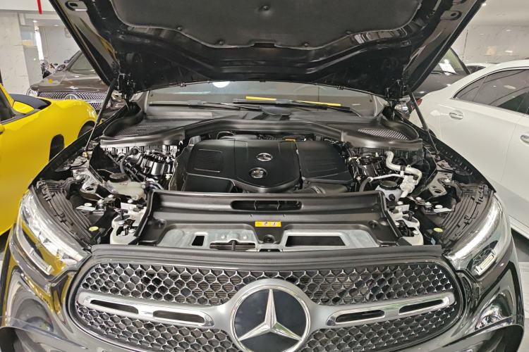 Used Mercedes-Benz GLC 2024 Facelifted GLC 260 L 4MATIC Luxury Version 5 Seats Engine Bay