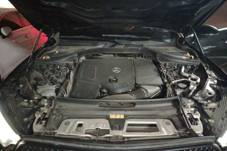 Used Mercedes-Benz GLC 2024 GLC 260 L 4MATIC Luxury Model 5 Seats Engine Bay