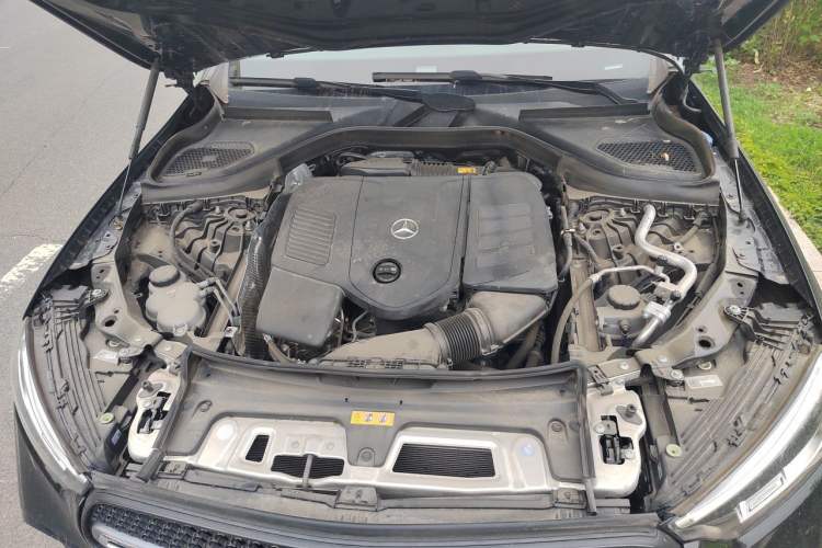 Used Mercedes-Benz GLC 2024 GLC 300 L 4MATIC Dynamic Edition 5-seater Engine Bay