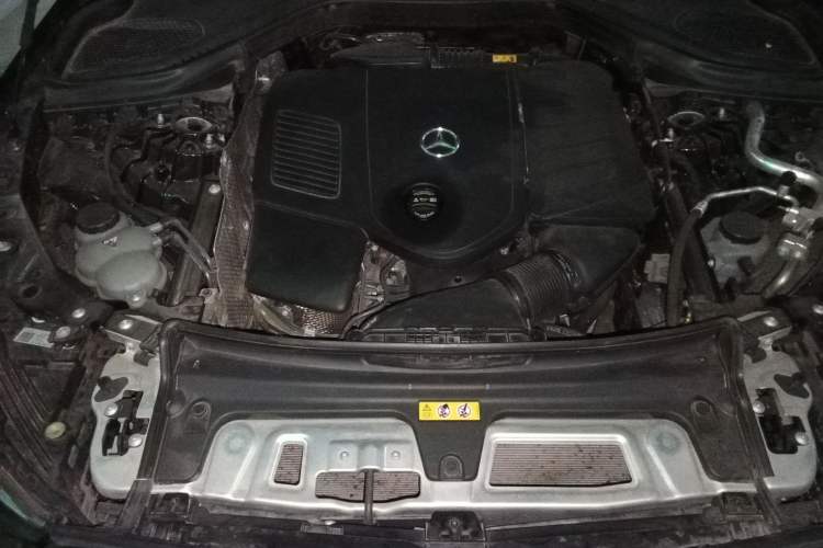 Used Mercedes-Benz GLC 2024 GLC 260 L 4MATIC Luxury Model 5 Seats Engine Bay
