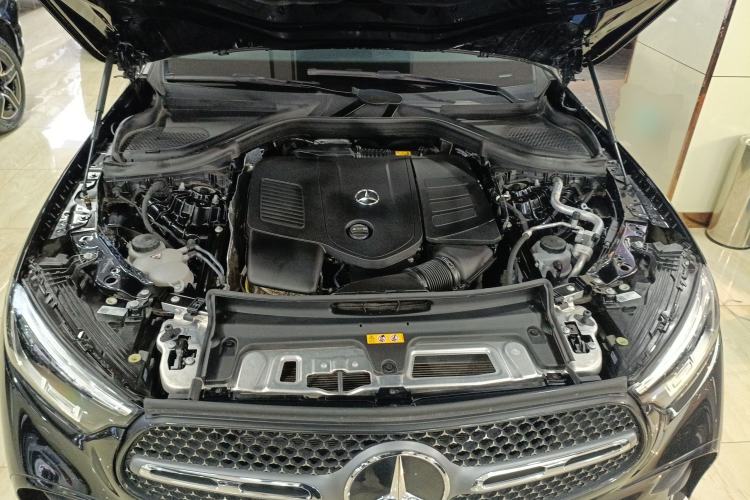 Used Mercedes-Benz GLC 2024 Facelifted GLC 260 L 4MATIC Luxury Version 5 Seats Engine Bay