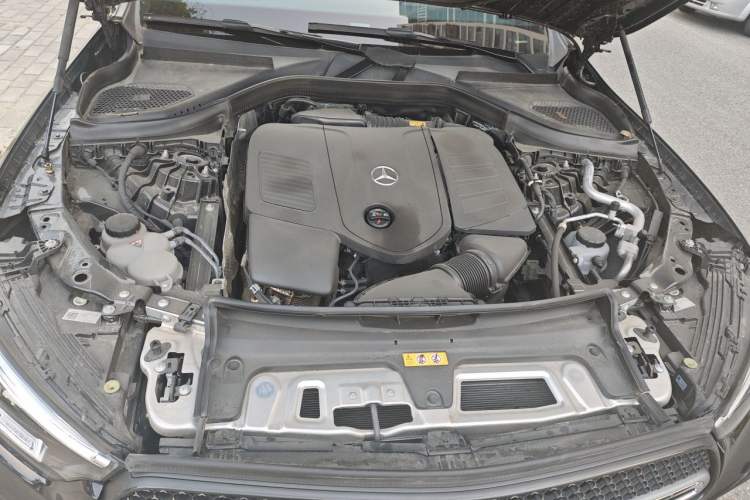Used Mercedes-Benz GLC 2024 GLC 300 L 4MATIC Dynamic Edition 5-seater Engine Bay