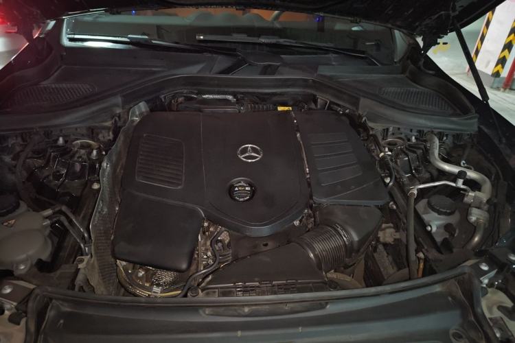 Used Mercedes-Benz GLC 2024 GLC 300 L 4MATIC Luxury Model 5 Seats Engine Bay