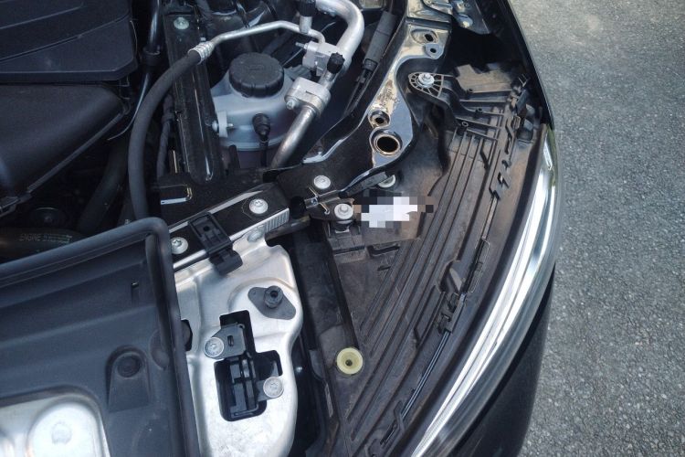 Used Mercedes-Benz GLC 2024 GLC 300 L 4MATIC Dynamic Edition 5-seater Engine Bay Left