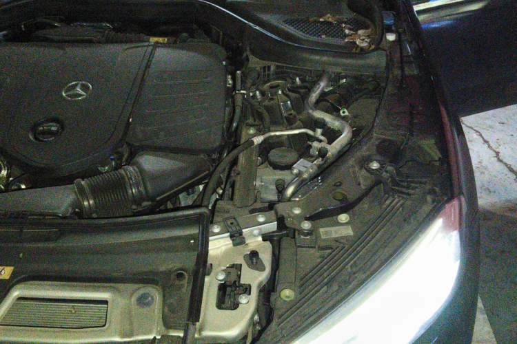 Used Mercedes-Benz GLC 2024 GLC 260 L 4MATIC Dynamic Edition 5-seater Engine Bay Left