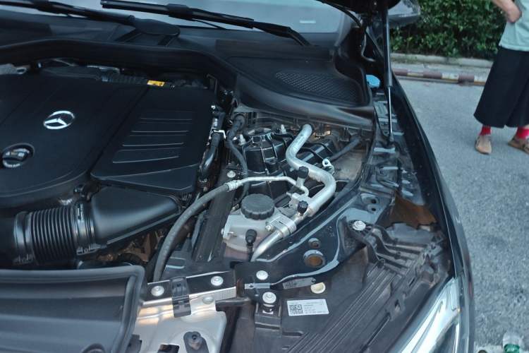 Used Mercedes-Benz GLC 2024 GLC 300 L 4MATIC Dynamic Edition 5-seater Engine Bay Left