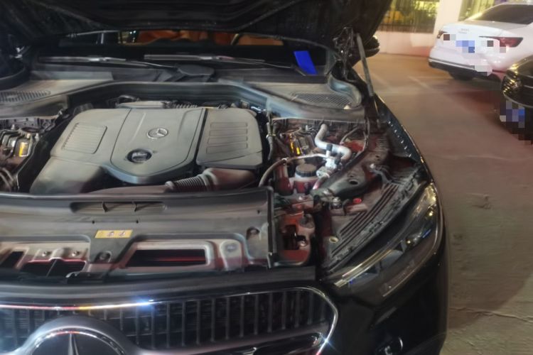 Used Mercedes-Benz GLC 2024 GLC 260 L 4MATIC Dynamic Edition 5-seater Engine Bay Left
