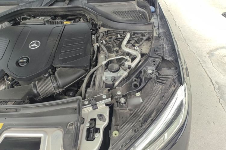 Used Mercedes-Benz GLC 2024 GLC 260 L 4MATIC Luxury Model 5 Seats Engine Bay Left