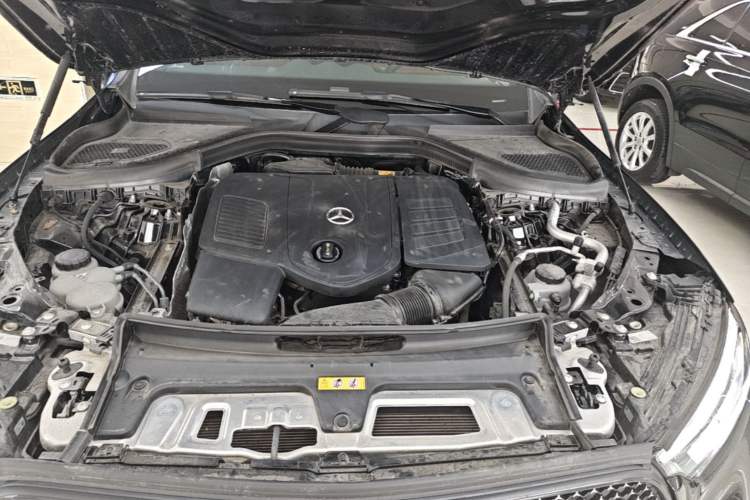 Used Mercedes-Benz GLC 2024 GLC 300 L 4MATIC Dynamic Edition 7-seater Engine Bay