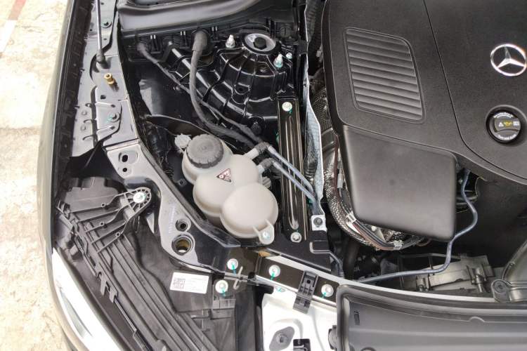 Used Mercedes-Benz GLC 2024 GLC 300 L 4MATIC Dynamic Edition 7-seater Engine Bay Right